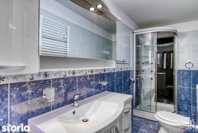 Casă cu 10 camere cu Canalizare în Centrul Istoric - 12