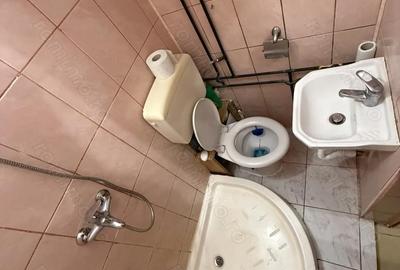 Garsonieră decomandată în Central