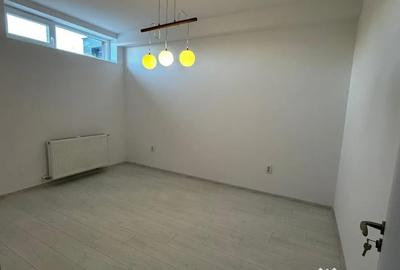 Apartament cu 2 camere decomandat în Ferme - 9