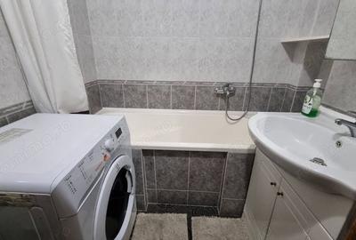 Apartament cu 3 camere decomandat în Giurgiului - 2
