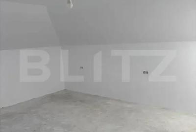 Casă cu 7 camere cu Teren 900 Mp în Central - 8