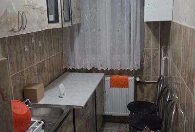 Apartament cu 2 camere nedecomandat în George Enescu