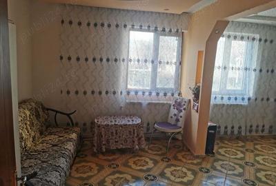Proprietar vand apartament 3 camere - 7
