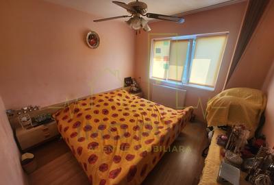 Timisoara Apartament cu 3 camere. Decomandat. Lipovei. Bloc izolat - 4