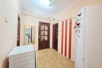 Apartament cu 3 camere semidecomandat în Micro 19 - 8