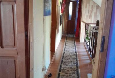 Casă cu 7 camere cu Teren 1420 Mp în Dumbrava - 1