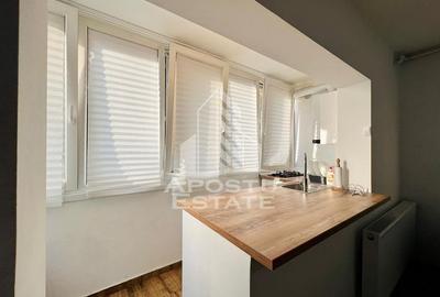 Apartament cu 3 camere, centrala proprie, zona Modern - 4