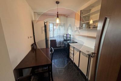 Crangasi - 3 camere, 2 bai, termopan + PVC, balcon inchis, bloc 1988 - 15