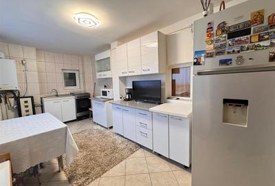 Vanzare vila P+1+Pod | Dobroesti - Parc Gheorghe Dascalu | constructie 2006 | - 25