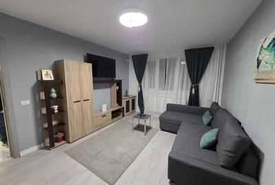 Apartament cu 2 camere decomandat în Titan