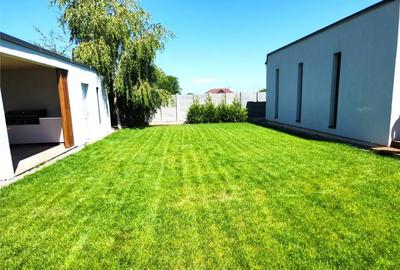 Casă cu 4 camere cu Canalizare în Central - 8