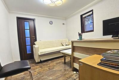 Spatiu Birouri. 25 mp + dependinte - Parter - Central Pitesti - 2