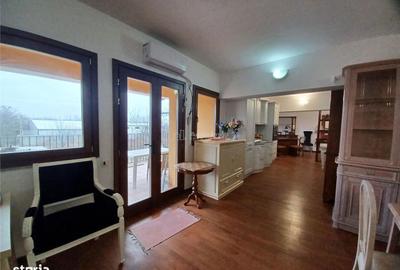 Casă cu 10 camere cu Teren 2000 Mp în Balotești - 8