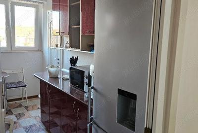 Dau in chirie ap 3 cam et 2 Spital Judetean , Su 75 mp, dec, mobilat dotat, ocupabil imediat. - 8