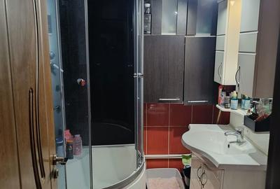 Apartament cu 2 camere decomandat în 1 Mai - 10