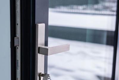 Spațiu comercial, de 81 mp, în Est - 8