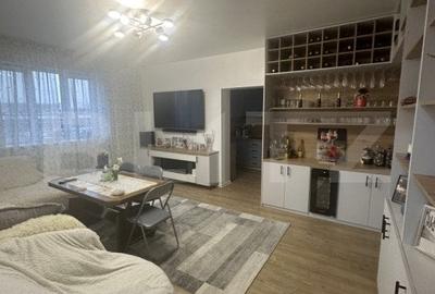 Casa tip duplex cu 3 camere, 125 mp, 270 mp curte, zona Amatiului