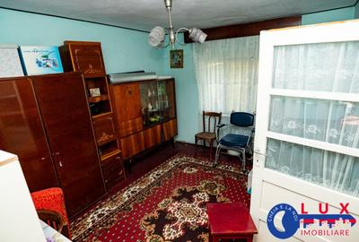 ID 6705 CASA de vanzare *STRADA PACII - 15