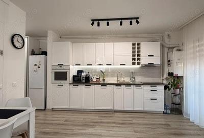 Apartament cu 2 camere decomandat în Est - 10