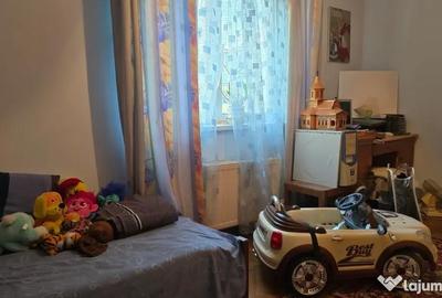 Apartament cu 4 camere semidecomandat în Gojdu - 17