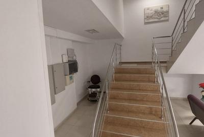 Delfinariu-bd. Mamaia, spatiu birouri, 120 mp., openspace - 13