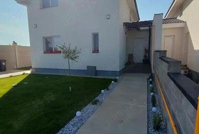 Casă cu 4 camere cu Teren 284 Mp în Bucovăț (Remetea Mare)
