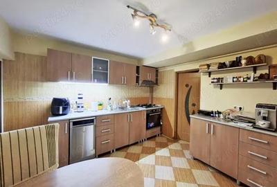 Casă cu 6 camere cu Teren 400 Mp în Est - 5