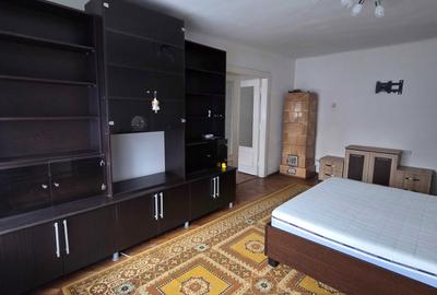 Apartament cu 3 camere decomandat în Central - 2