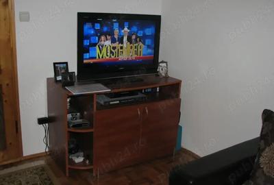 Situata intr-o oaza de verdeata,acompaniata de ciripitul pasarelelor - 1