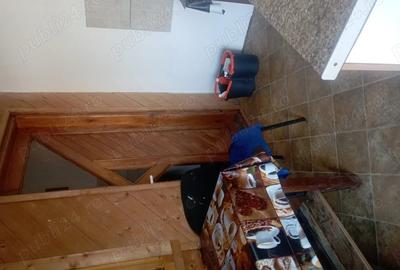 Camera de inchiriat la curte - 6