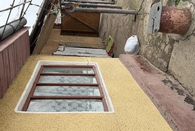 Casă cu Teren 891 Mp în Grădiștea - 1