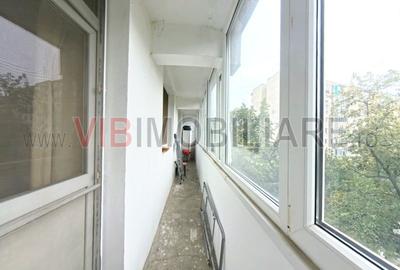Drumul Taberei nr 92 - Metrou Constantin Brancusi - 3 camere decomandat - 12