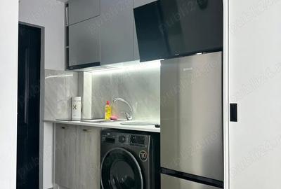 Garsonieră decomandată în Astra