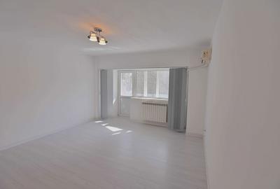 Apartament cu 2 camere decomandat în Decebal - 1