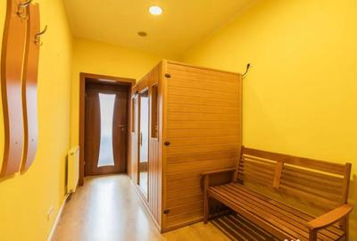 Spațiu comercial, de 155 mp, în Central - 7