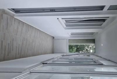 De vanzare apartament 2 camere zona Piata Domenii sect 1 - 7