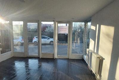 Spațiu comercial, de 20 mp, în Central - 5