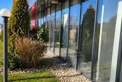 Spațiu comercial, de 130 mp, în Tractorul - 1