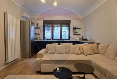 Apartament cu 5 camere semidecomandat, mobilat în Kiseleff