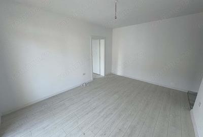 Bloc NOU. Strada asfaltata. Zona Unitatii Militare - 1