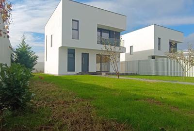 Casă individuală cu 4 camere cu Teren 330 Mp în Clinceni - 1