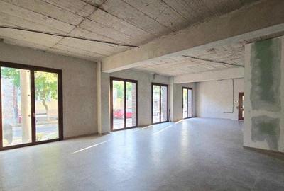 Spa?iu comercial de inchiriat, str. Cuza Voda - 2