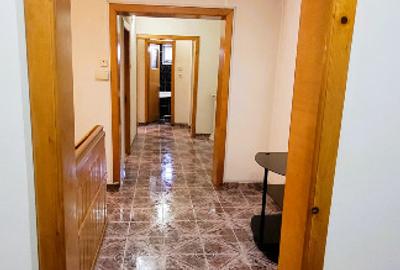 Apartament cu 5 camere decomandat în Păcii - 10