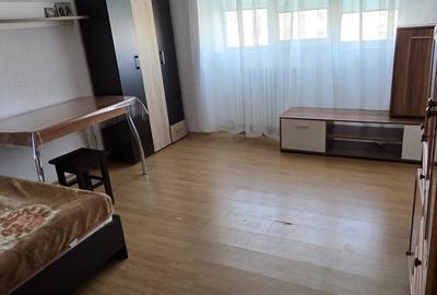 350euro/luna, apartament 1 camera, Bdul Independentei UMF - 5