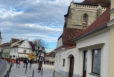 Garsoniera(pos.sp.com.)Brasov,ultra centr.str.Baritiu 9 - 7