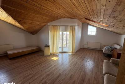 Casă cu 8 camere cu Canalizare în Ultracentral - 2