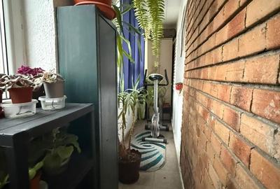 Apartament cu 3 camere decomandat în Crângași - 10