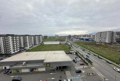 Apartament 2 camere - decomandat - Mihai Viteazu - et.8 - lift