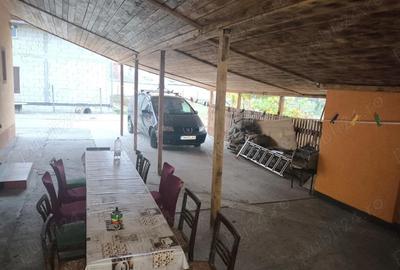 Casă cu 5 camere cu Teren 1439 Mp în Central - 12