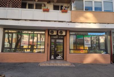 Spațiu comercial, de 82 mp, în Micro 12 - 3